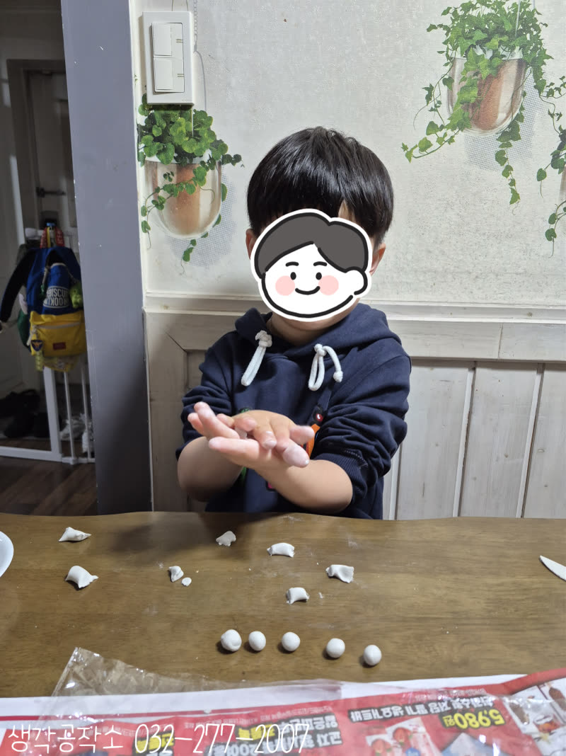 내 손으로 빚은 세상에 하나뿐인 화분! 다육이 심기 🌵✨ 활동 사진 1