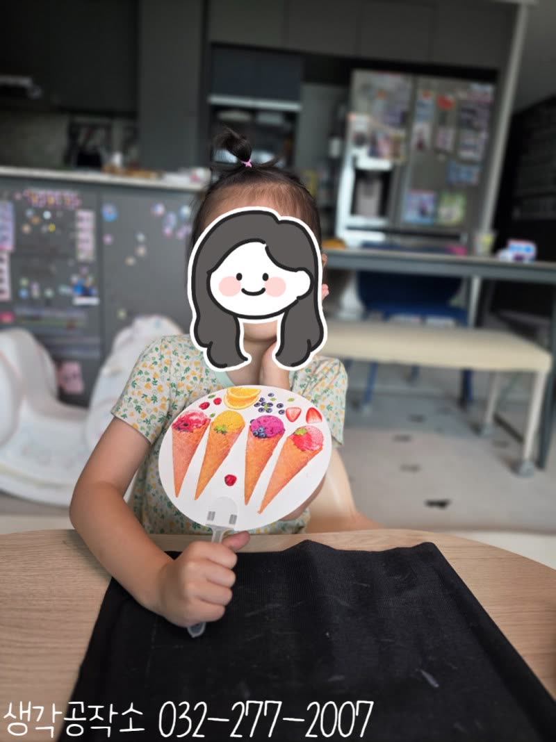 생각공작소 인천 오감쑥쑥 바우처 얇은 냅킨 한 장이 나만의 부채가 되었어요 🌸 냅킨아트 부채 만들기 🎋 활동사진 1