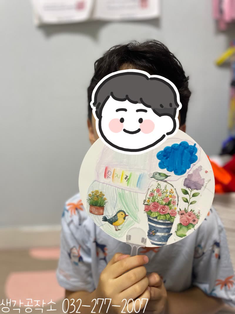 생각공작소 인천 오감쑥쑥 바우처 얇은 냅킨 한 장이 나만의 부채가 되었어요 🌸 냅킨아트 부채 만들기 🎋 활동사진 2