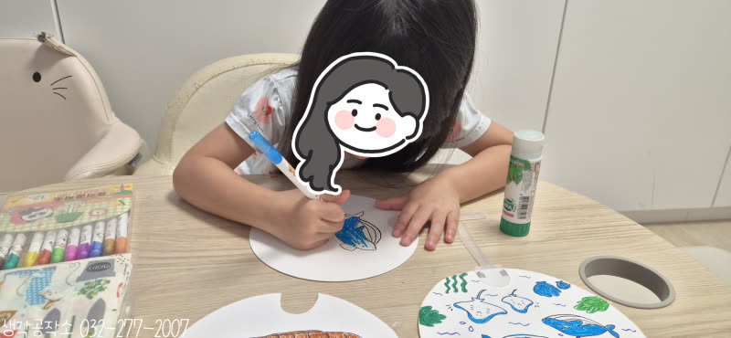 생각공작소 인천 오감쑥쑥 바우처 얇은 냅킨 한 장이 나만의 부채가 되었어요 🌸 냅킨아트 부채 만들기 🎋 활동사진 2